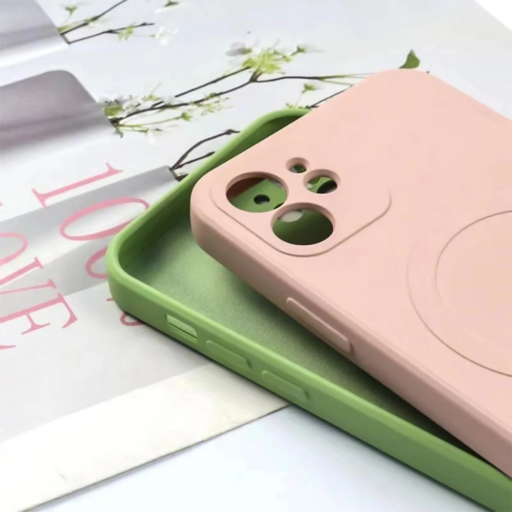 Magnetic Liquid Silicone TPU Phone Case for iPhone 16 Pro Max Mobile Phone Cases