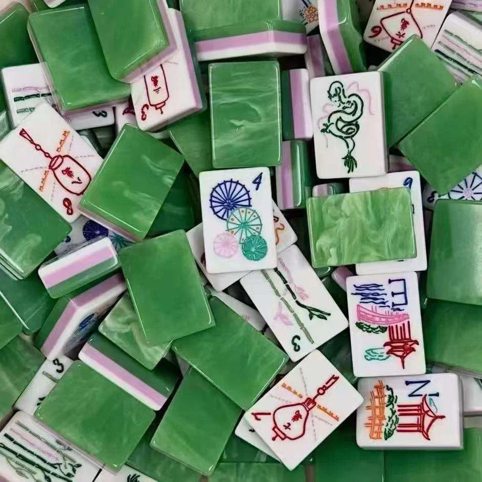 In Stock Beach Supplies New Mini Travel 3 Layer Engraved Acrylic Luxury 160 Emerald Green Set America Mahjong Tiles