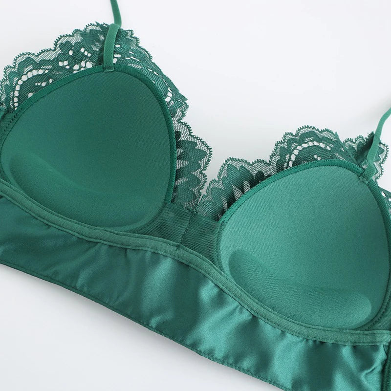 French Hollow Out Lace Triangle Cup Bra and Thong Set Underwear Wireless Thin Lined Women Sexy Lingerie New Arrivals
