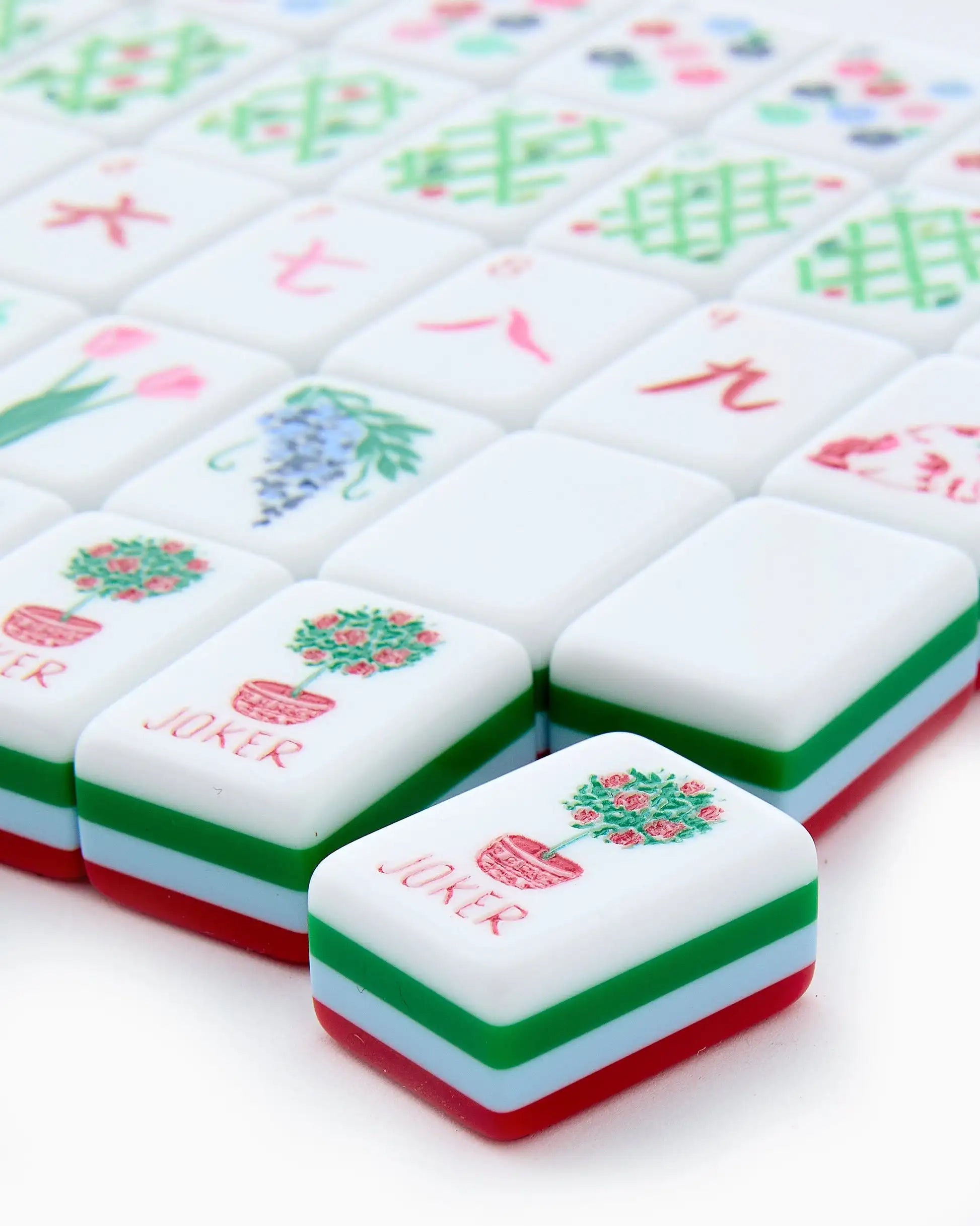 In Stock Beach Supplies New Mini Travel 4 Layer Engraved Acrylic Luxury 160 Red Set America Mahjong Tiles