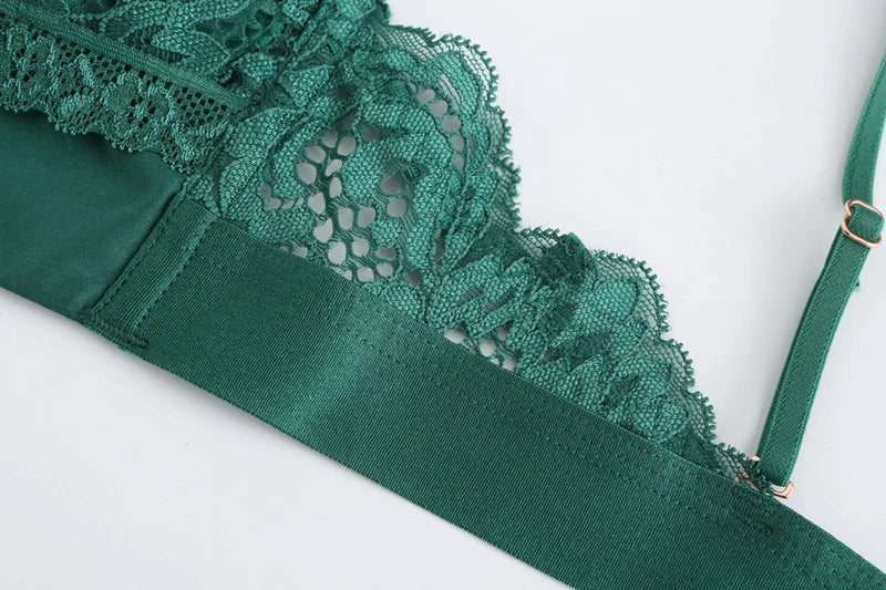 French Hollow Out Lace Triangle Cup Bra and Thong Set Underwear Wireless Thin Lined Women Sexy Lingerie New Arrivals