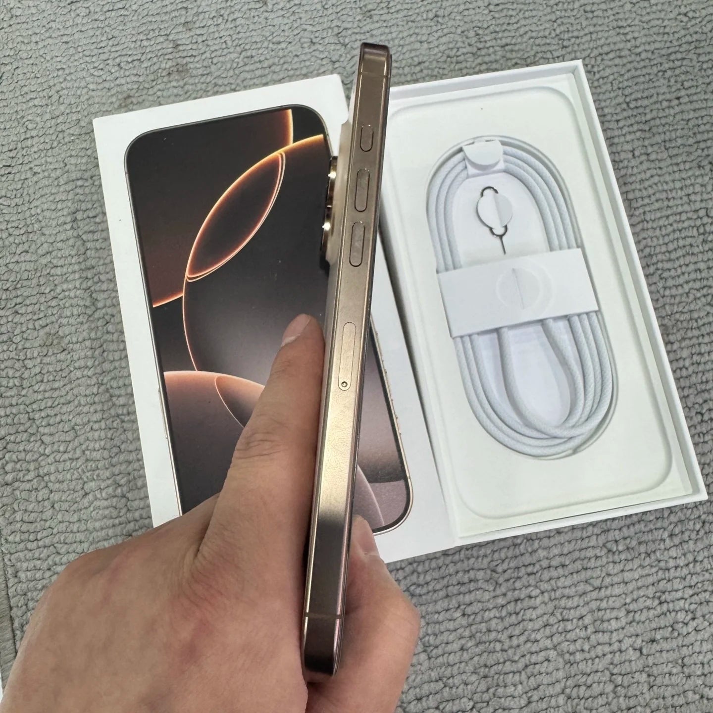 New affordable wholesale A+iPhone 16 Pro Max 256g/512g 6.9-inch 16promax used phone