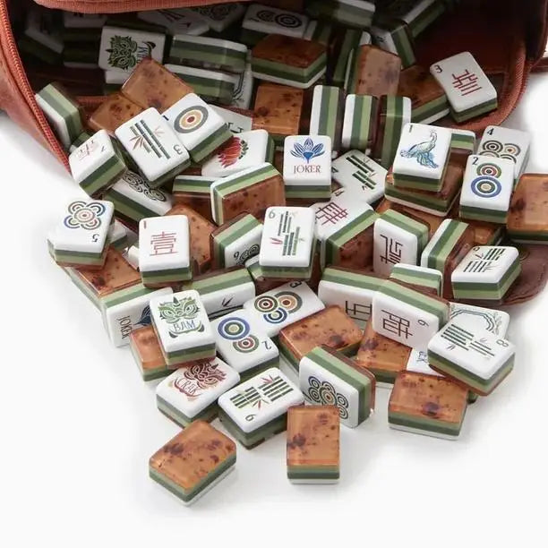 In Stock Beach Supplies New Mini Travel 4 Layer Engraved Eco Acrylic Luxury Wood Grain 160 Set America Mahjong Tiles