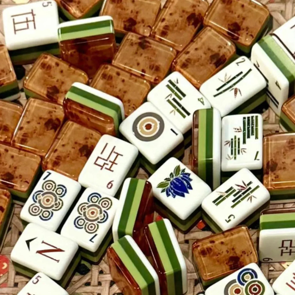 In Stock Beach Supplies New Mini Travel 4 Layer Engraved Eco Acrylic Luxury Wood Grain 160 Set America Mahjong Tiles