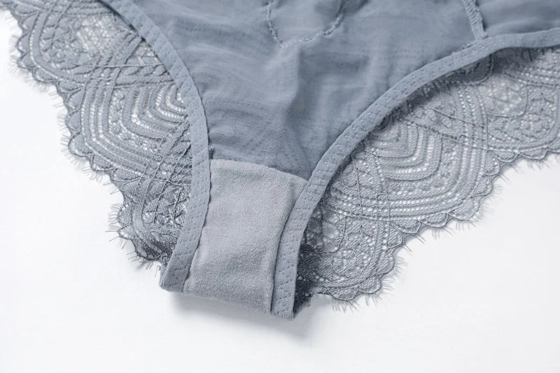 طقم حمالة صدر وسروال داخلي مبطّن رفيع من الدانتيل بتصميم ضمادة، ملابس داخلية مثيرة وجذابة للنساء بتصميم جديد.
