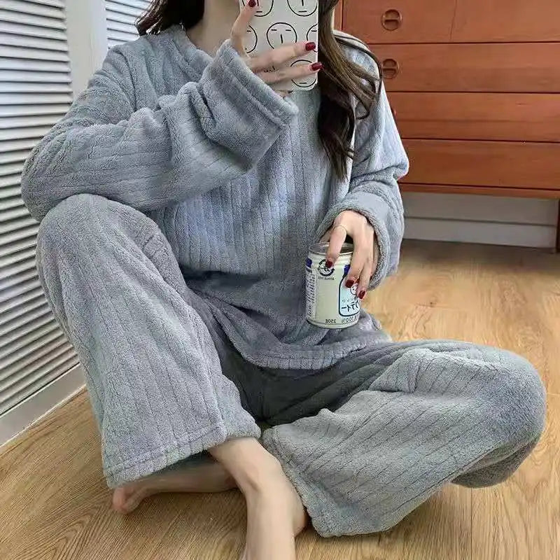 Autumn/Winter New Arrivals: Women's Warm Set Coral Fleece Pyjamas Thickened Thermal Striped Loungewear Set for Young Women