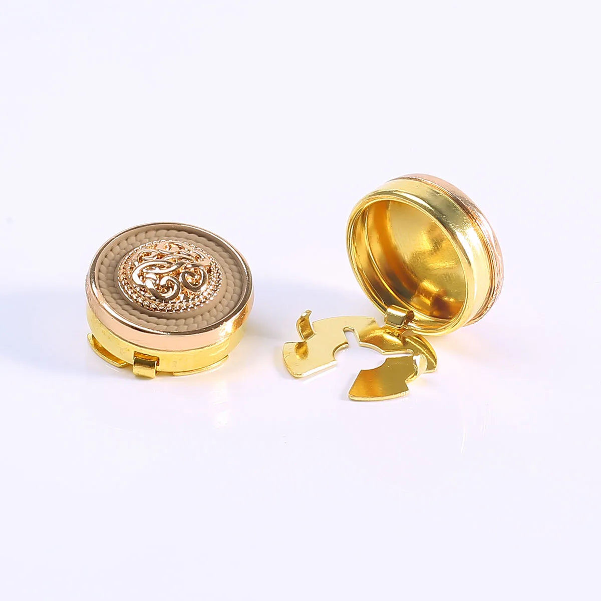 2pcs Button Cufflinks Luxury Metal Button Cover Shirt Button Clip Retro Sleeve Button for Men and Women Dress Button Decoratio