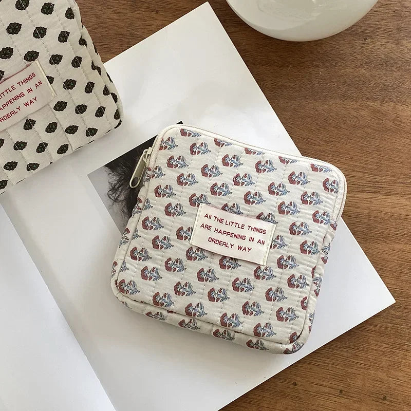 Women Small Cosmetic Bag Zipper Girls Mini Sanitary Napkins Makeup Lipstick Bags Travel Earphone Coin Organizer Pouch Bags