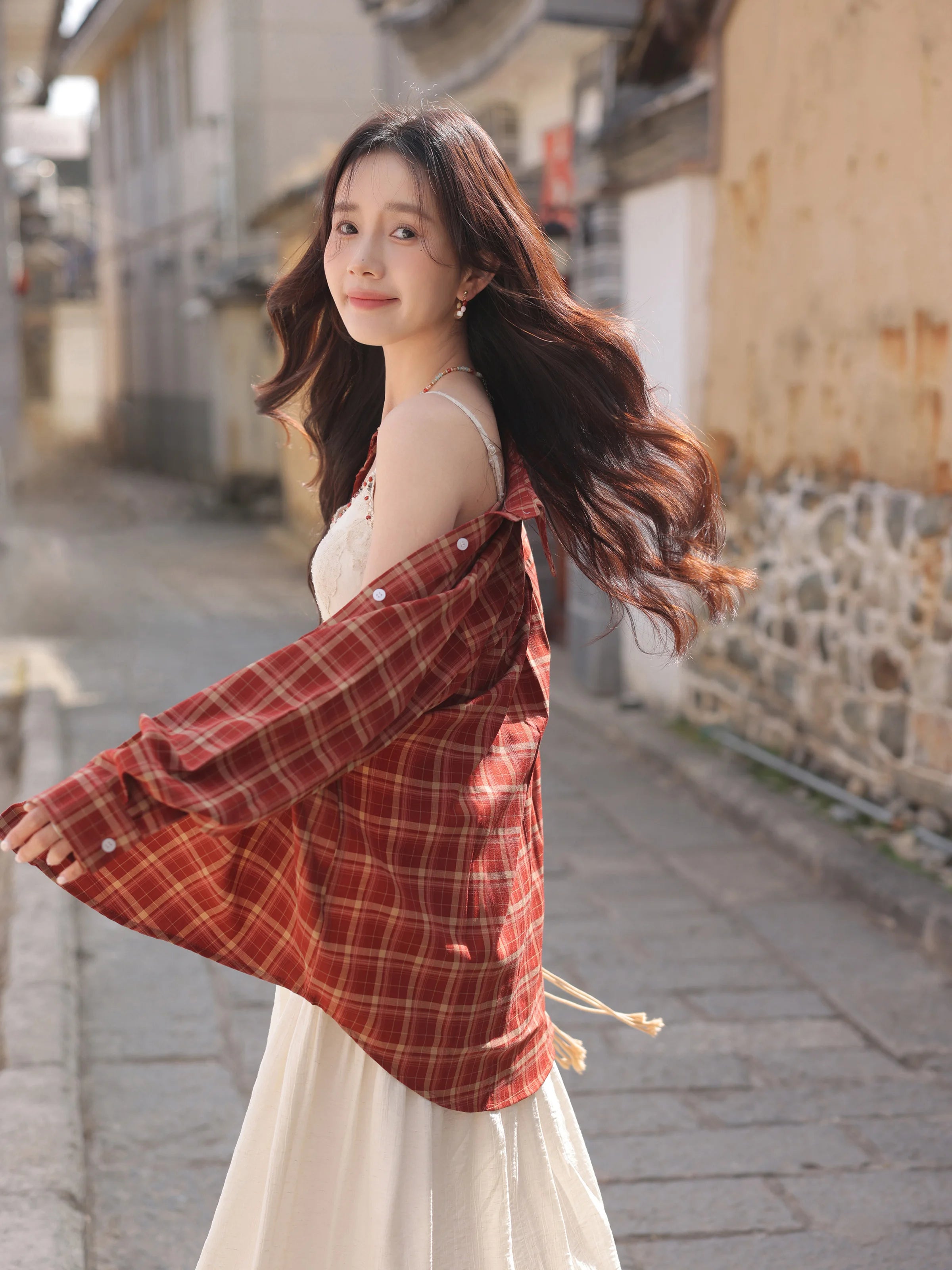 White Lace Three-Piece Set Spring Summer Slim Fit V-Neck Lace Cami Top High-Waisted A-Line Maxi Skirt Chic Red Fashion Shirt