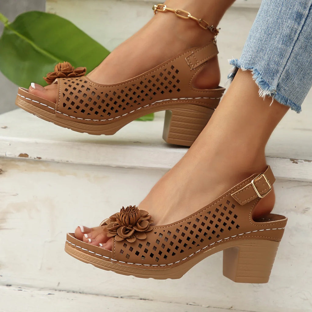 Women's Sandals 2026 New Summer Classic Retro Slip-on Comfortable High Heels Breathable Non-slip Light Sandals for Women Mujer