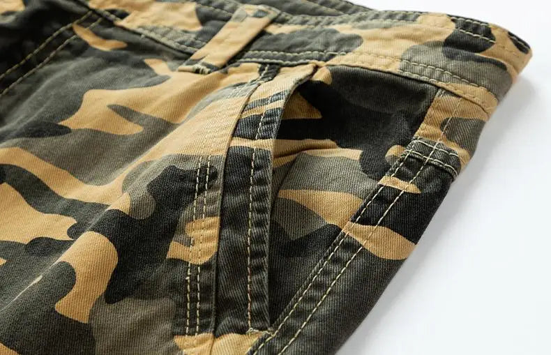 Summer Men Cotton Camouflage Shorts Man Bermuda Cargo Tactic Classic Shorts Men Multi Pocket Fashion Outwear Short Pants Trouser