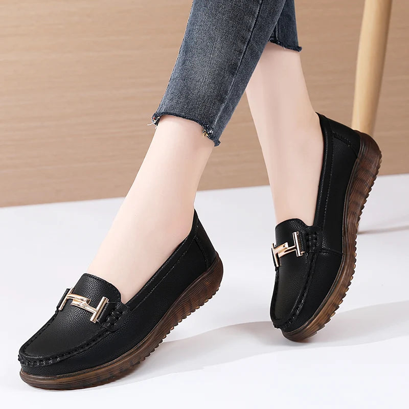 2025 New Spring /summer Women Flats Genuine Leather Moccasins Handmade Comforty Fashion Sneakers Mom nurse Flats Soft Walking