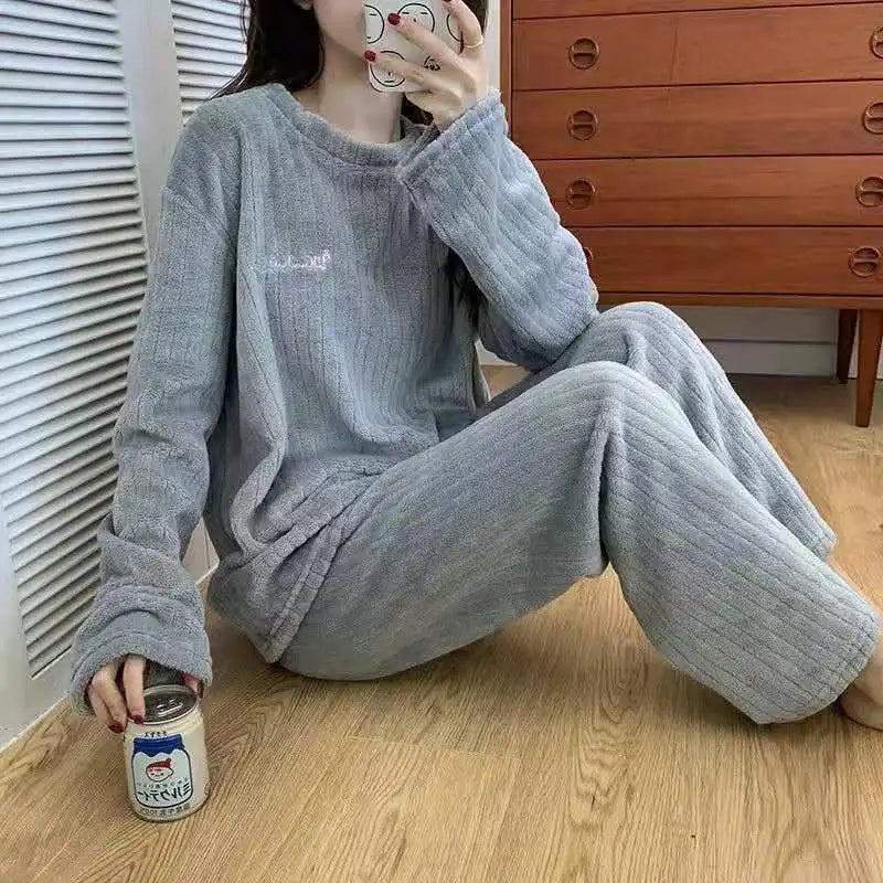 Autumn/Winter New Arrivals: Women's Warm Set Coral Fleece Pyjamas Thickened Thermal Striped Loungewear Set for Young Women