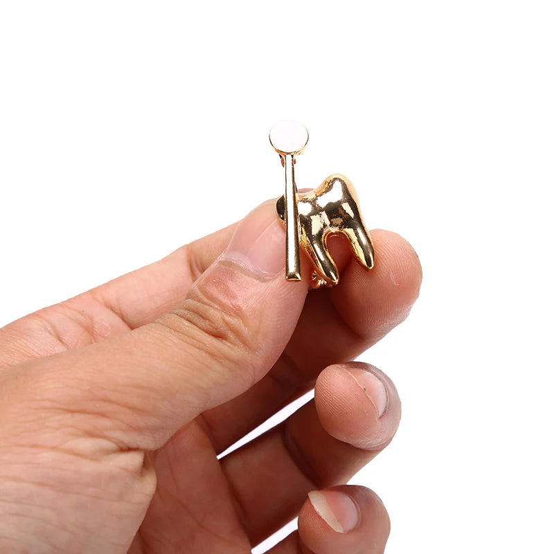 Tooth Shape Cute Medical Brooch Pin For Dentist Doctor Nurse Lapel Backpack Badge Pins Jewelry Gift Accessories