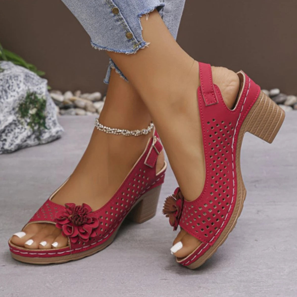 Women's Sandals 2026 New Summer Classic Retro Slip-on Comfortable High Heels Breathable Non-slip Light Sandals for Women Mujer