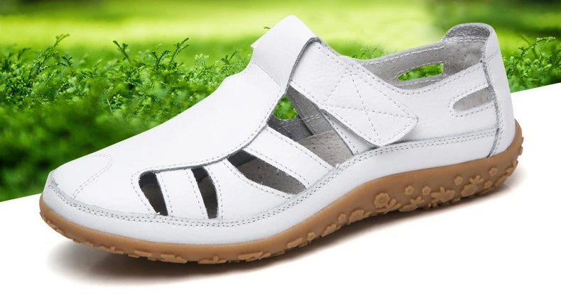 Women's Leather Sandals Casual Summer Closed Toe Beach Sandals Flat Comfortable Sneakers