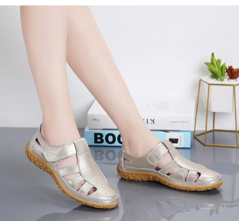 Women's Leather Sandals Casual Summer Closed Toe Beach Sandals Flat Comfortable Sneakers
