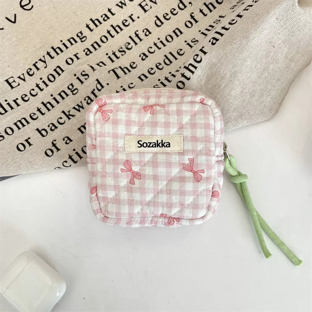 Women Small Cosmetic Bag Zipper Girls Mini Sanitary Napkins Makeup Lipstick Bags Travel Earphone Coin Organizer Pouch Bags
