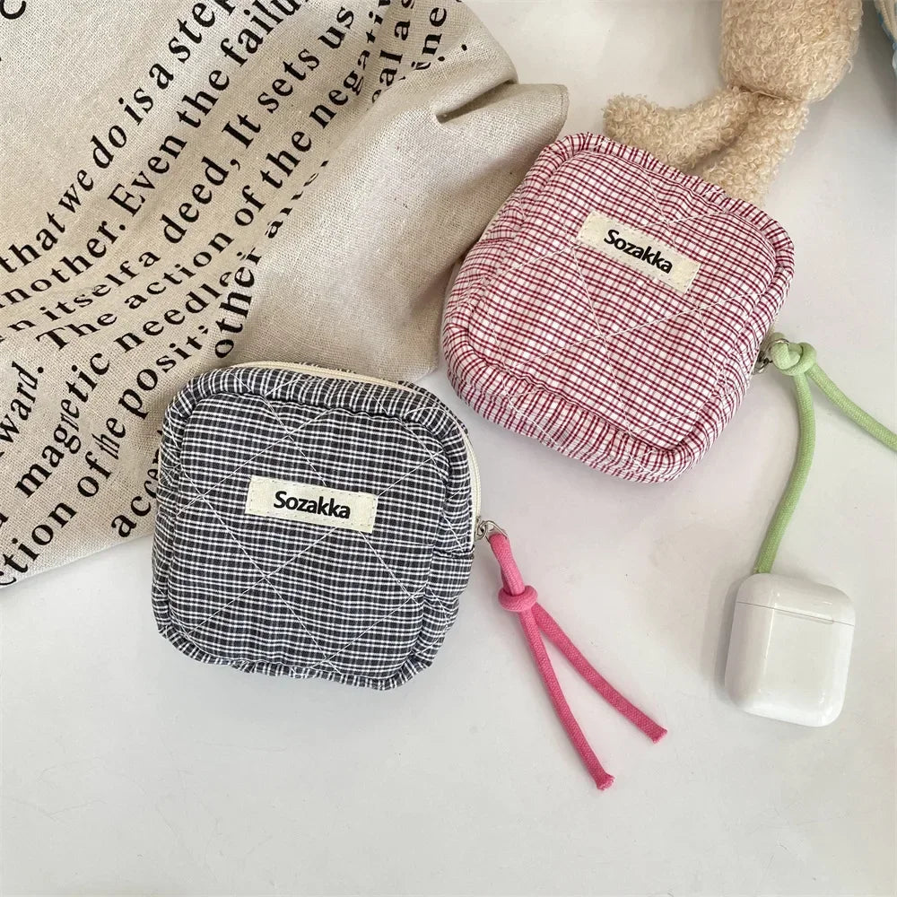 Women Small Cosmetic Bag Zipper Girls Mini Sanitary Napkins Makeup Lipstick Bags Travel Earphone Coin Organizer Pouch Bags
