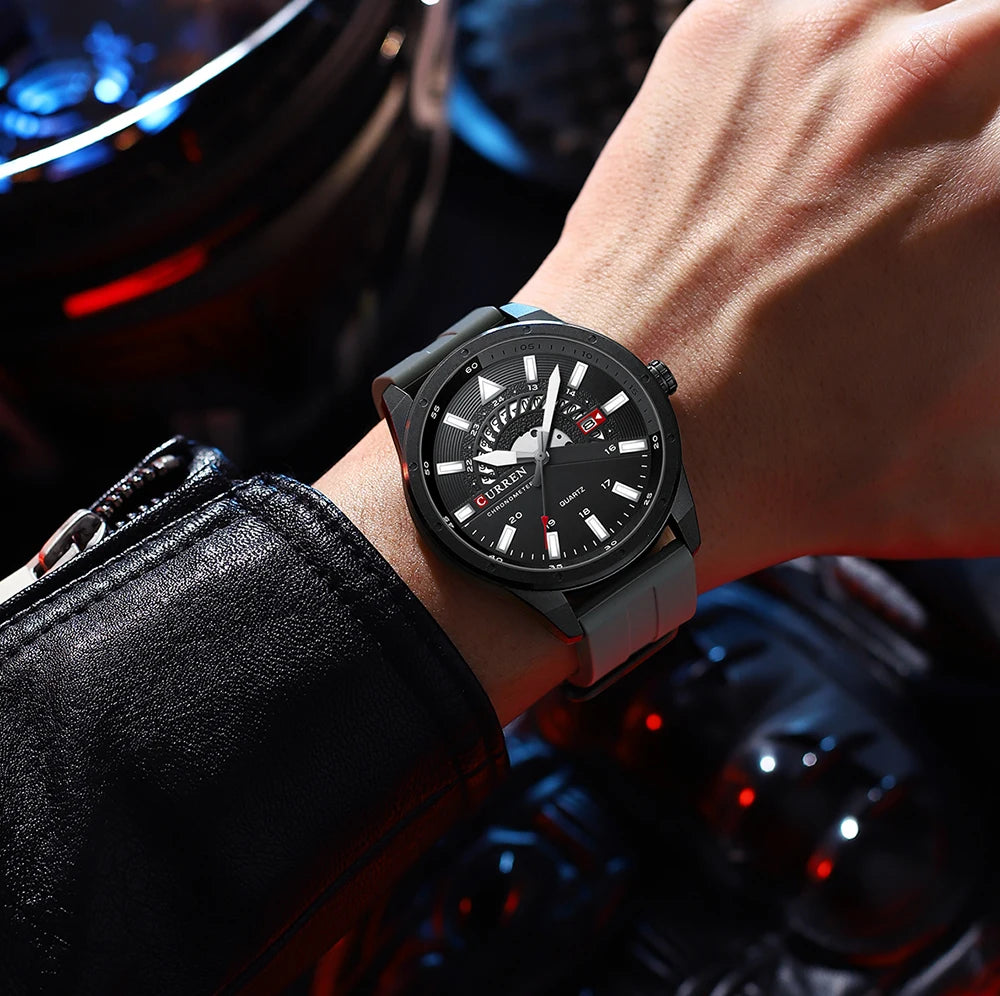 CURREN 8421 Men's Watch Luxury Men's Quartz Watch Breathable Leather Strap Waterproof Business Casual Sports Men's Watch