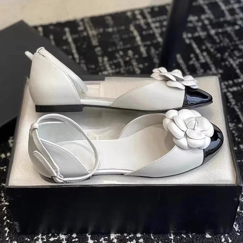 Luxury Designer Flower Mary Jane Pumps Women Round Toe Flat Sandals Women Summer Comforts Hollow Brand Floral Sandals Women