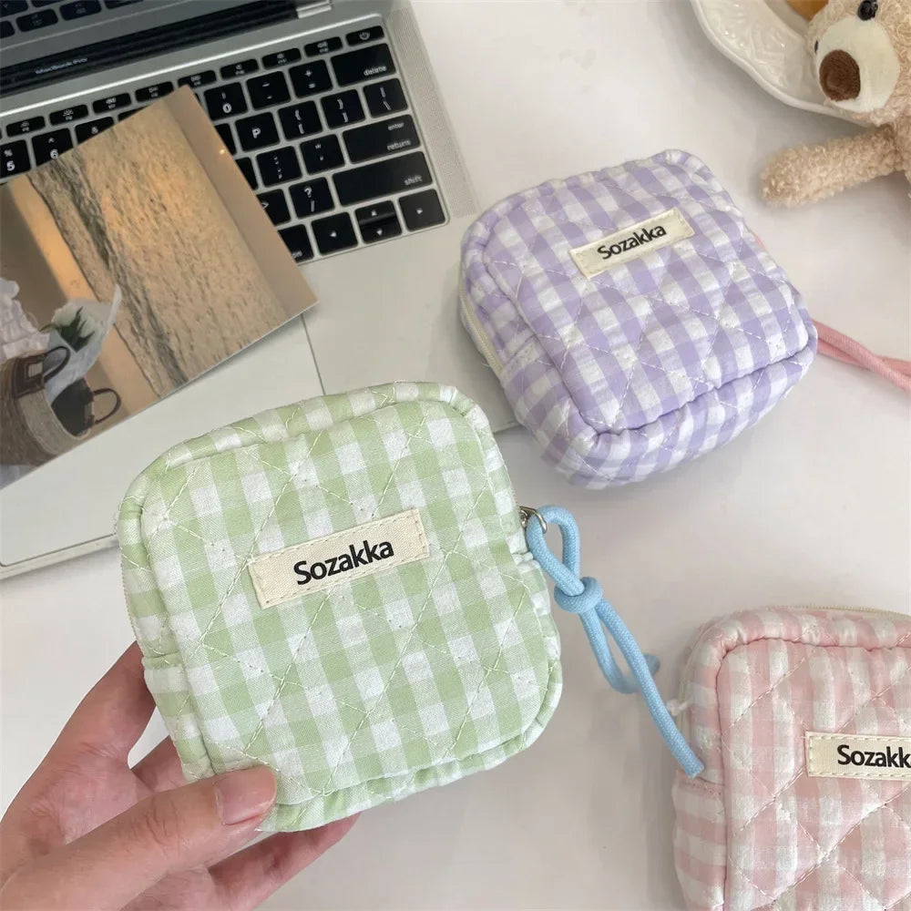 Women Small Cosmetic Bag Zipper Girls Mini Sanitary Napkins Makeup Lipstick Bags Travel Earphone Coin Organizer Pouch Bags