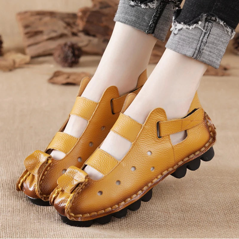 Summer Fashion Sandals 2024 New Leather Women's Shoes Soft Bottom Flat Personality Casual Women's Sandals Retro Handmade Sandals