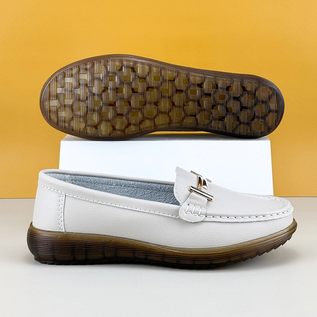 2025 New Spring /summer Women Flats Genuine Leather Moccasins Handmade Comforty Fashion Sneakers Mom nurse Flats Soft Walking