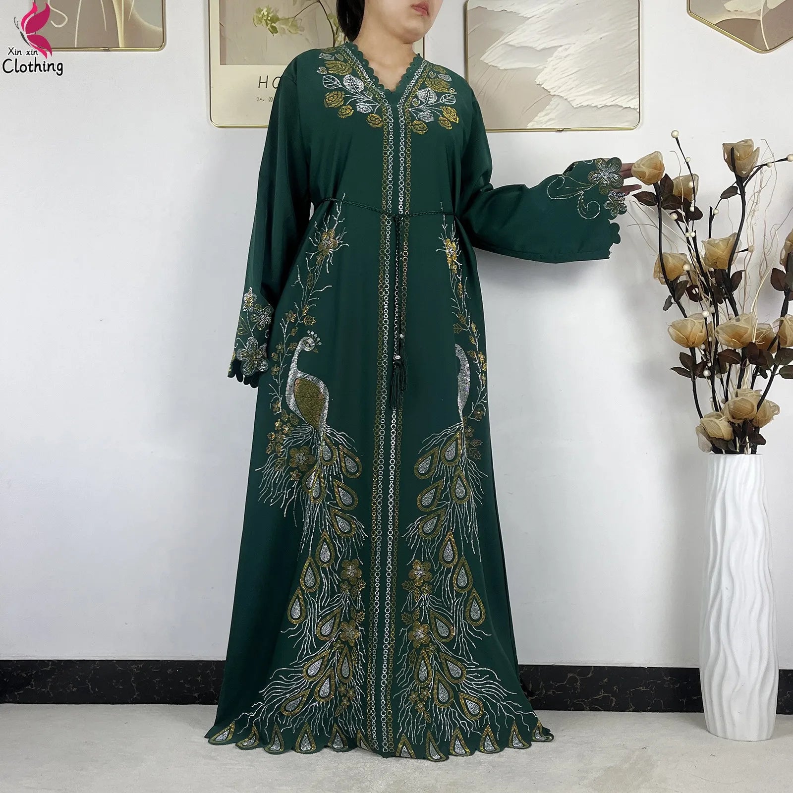 2026New Dubai Muslim Women Modest Dress Diamond Chiffon Elegant Arabic Femme Hijab African Abaya Islamic Long Sleeve Turkey Robe