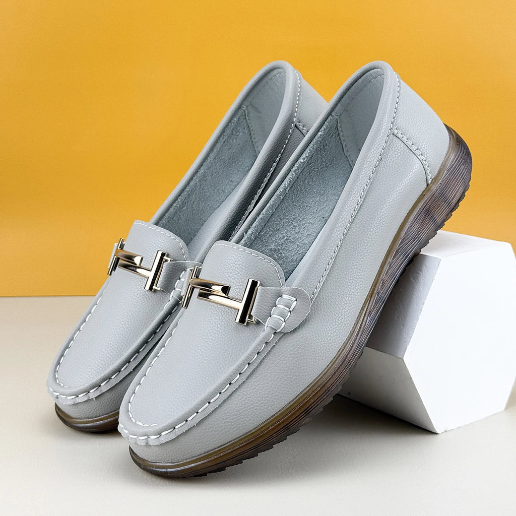 2025 New Spring /summer Women Flats Genuine Leather Moccasins Handmade Comforty Fashion Sneakers Mom nurse Flats Soft Walking