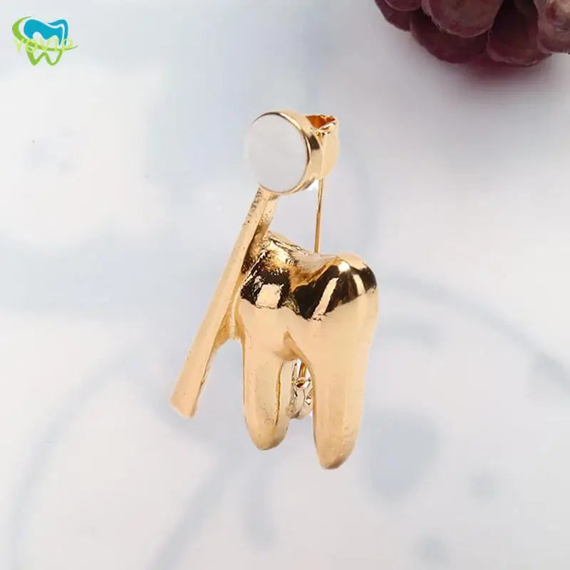 Tooth Shape Cute Medical Brooch Pin For Dentist Doctor Nurse Lapel Backpack Badge Pins Jewelry Gift Accessories