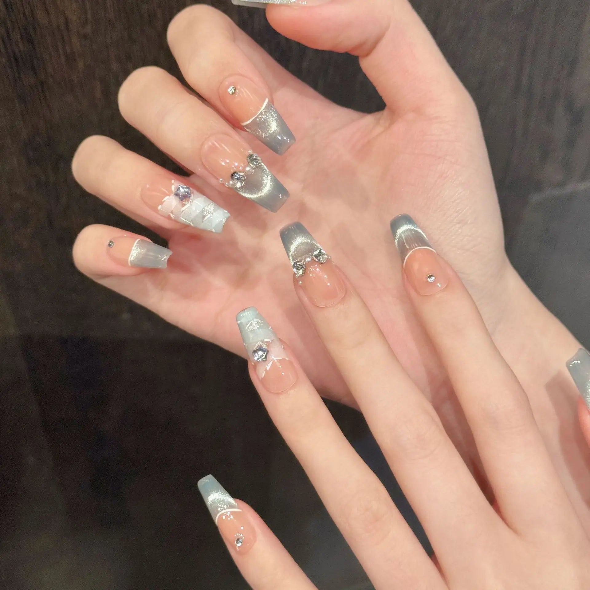 10pcs French Ballet Handmade Fake Nails Tips Pearl Cat's Eye Design False Nail Art Finished Wearable Mid-length Press on Nails