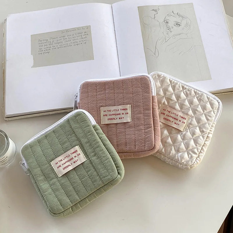Women Small Cosmetic Bag Zipper Girls Mini Sanitary Napkins Makeup Lipstick Bags Travel Earphone Coin Organizer Pouch Bags