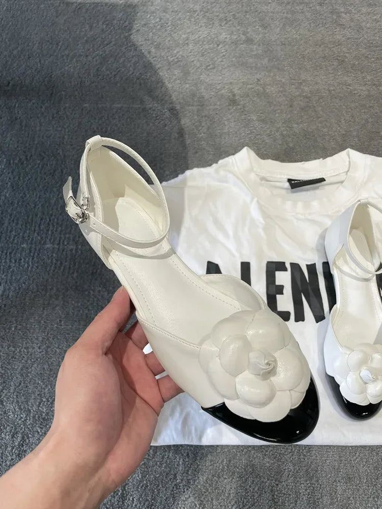 Luxury Designer Flower Mary Jane Pumps Women Round Toe Flat Sandals Women Summer Comforts Hollow Brand Floral Sandals Women