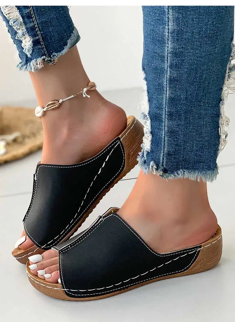 Women's Sandals 2025 Summer Shoes Women Soft Heels Sandals Low Platform Slippers Summer Sandalias Mujer Indoor Outdoor Footwear