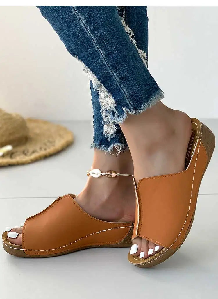 Women's Sandals 2025 Summer Shoes Women Soft Heels Sandals Low Platform Slippers Summer Sandalias Mujer Indoor Outdoor Footwear