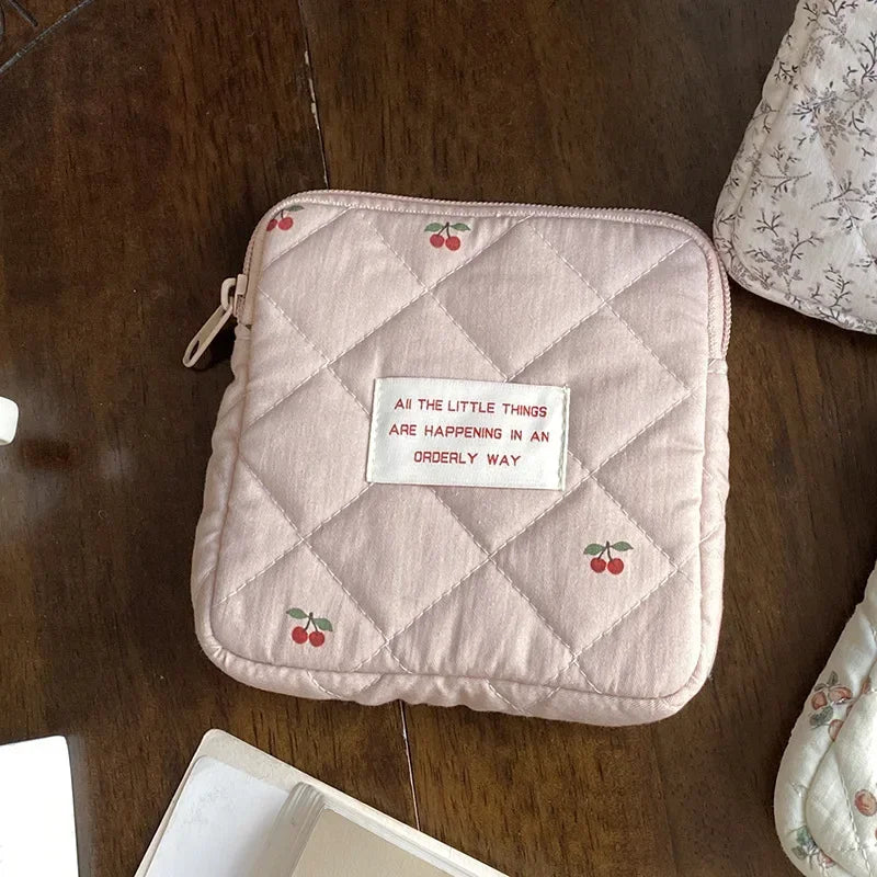 Women Small Cosmetic Bag Zipper Girls Mini Sanitary Napkins Makeup Lipstick Bags Travel Earphone Coin Organizer Pouch Bags