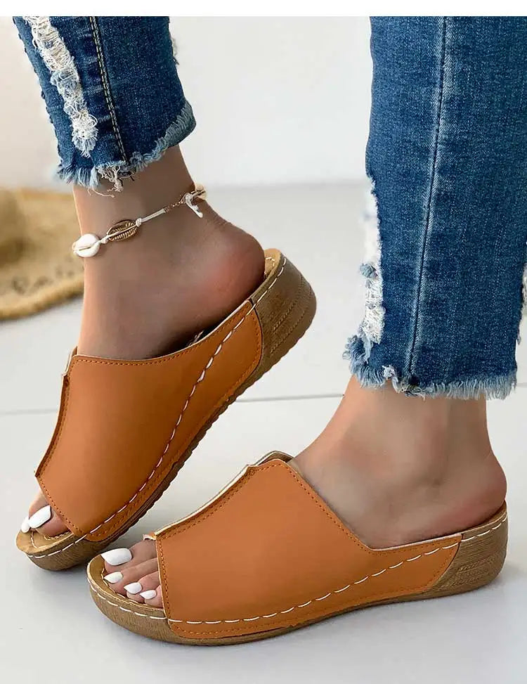 Women's Sandals 2025 Summer Shoes Women Soft Heels Sandals Low Platform Slippers Summer Sandalias Mujer Indoor Outdoor Footwear