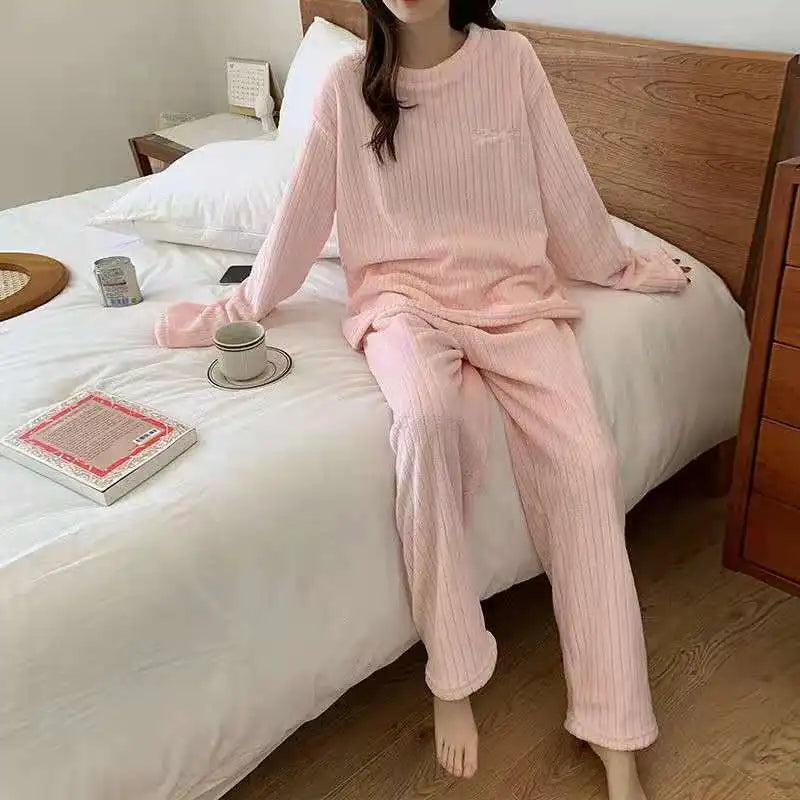 Autumn/Winter New Arrivals: Women's Warm Set Coral Fleece Pyjamas Thickened Thermal Striped Loungewear Set for Young Women