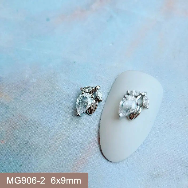 10pcs Summer Shell Starfish Cherry Zircon Crystals Metal Nails Jewelry Decorations Nail Art Accessories Charms Parts Supplies