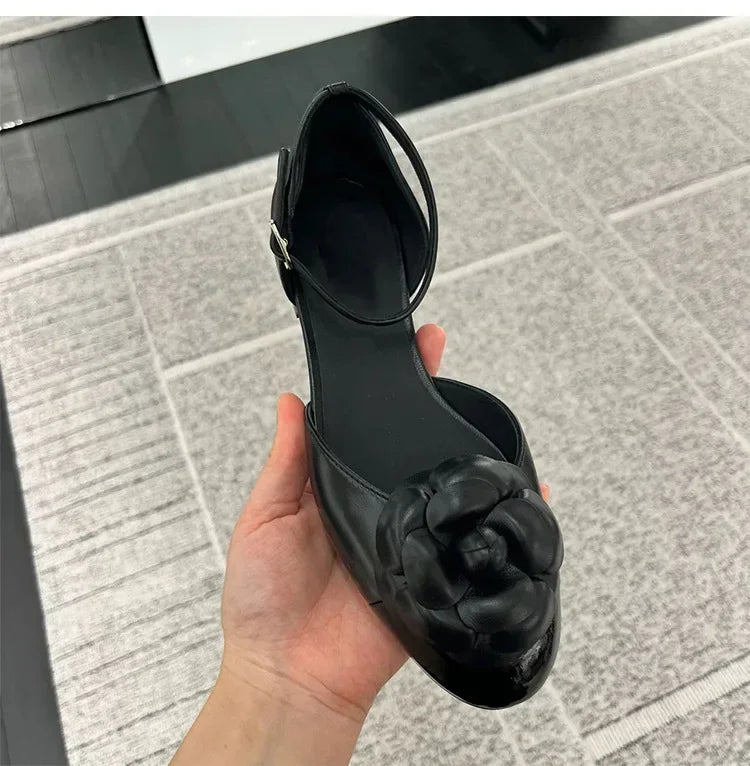 Luxury Designer Flower Mary Jane Pumps Women Round Toe Flat Sandals Women Summer Comforts Hollow Brand Floral Sandals Women