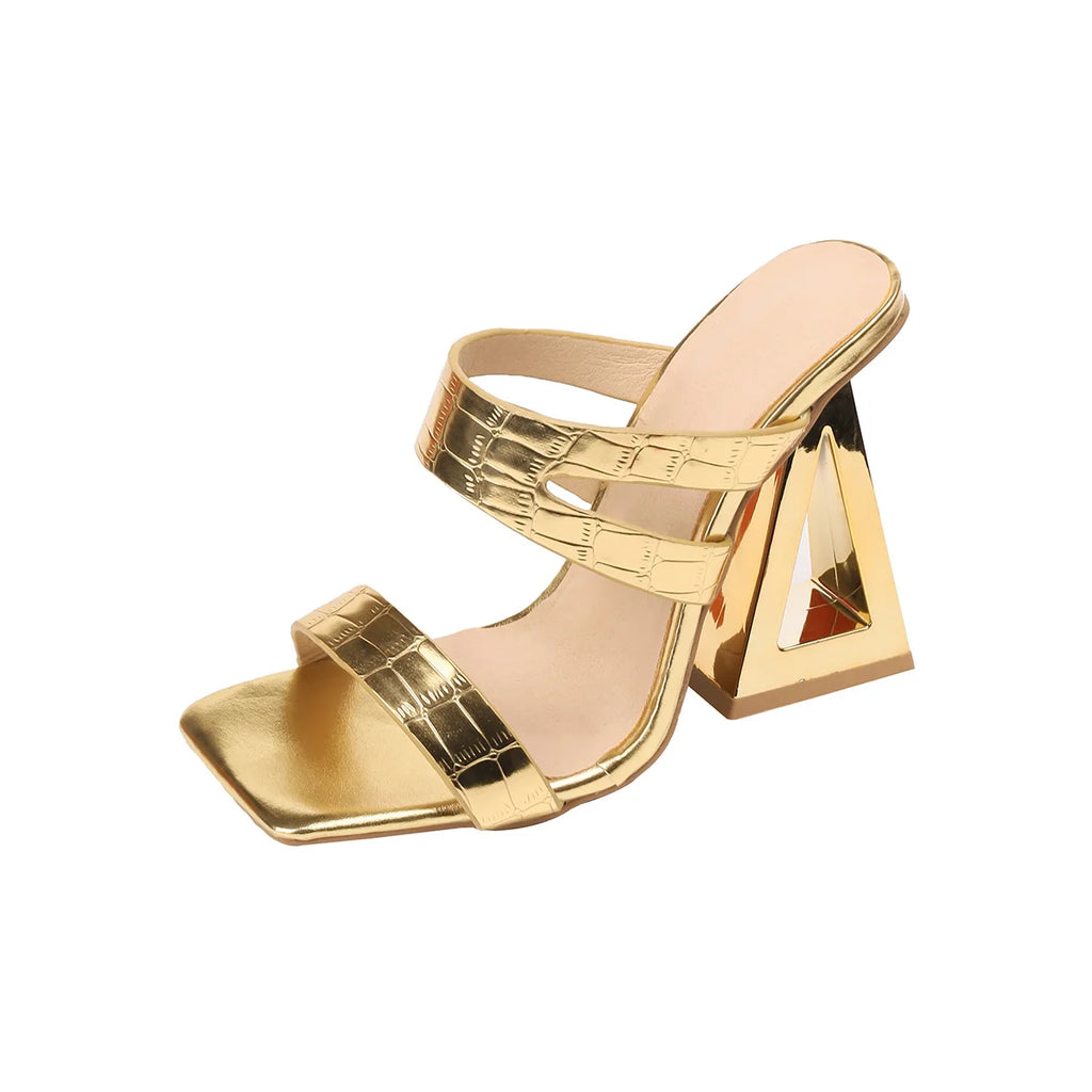 Women Sandals Summer New Patent Leather Sandals Fashion Thick High Heels Slippers Outdoor Casual Solid Color Beach Shoes Woman