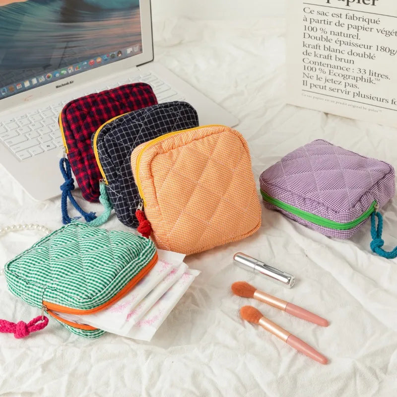 Women Small Cosmetic Bag Zipper Girls Mini Sanitary Napkins Makeup Lipstick Bags Travel Earphone Coin Organizer Pouch Bags