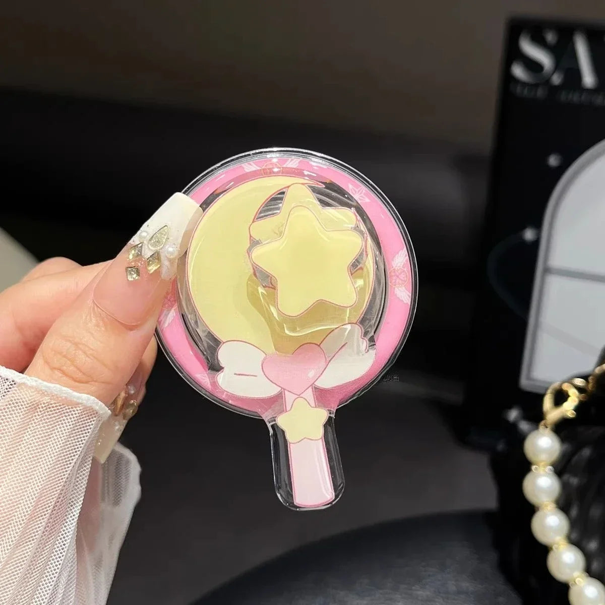 Trendy Style Magic Wand Magnetic Grip Stand Foldable Phone Stand Shell Accessories Universal Tablet  magnetic car phone holder