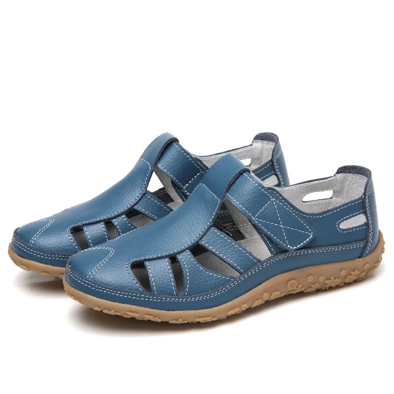 Women's Leather Sandals Casual Summer Closed Toe Beach Sandals Flat Comfortable Sneakers