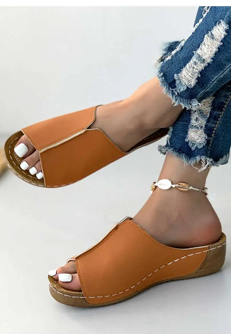 Women's Sandals 2025 Summer Shoes Women Soft Heels Sandals Low Platform Slippers Summer Sandalias Mujer Indoor Outdoor Footwear