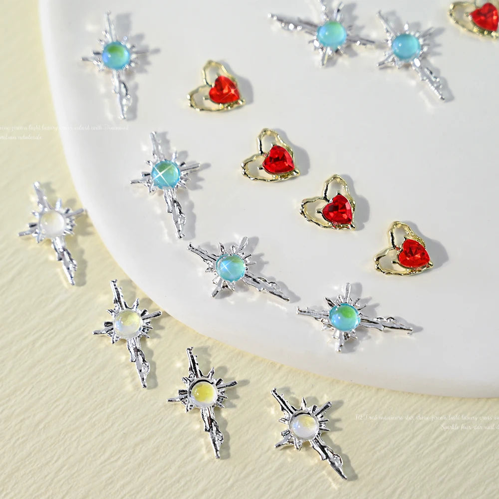 3D Red Diamond Hearts Nail Aolly Charms 10pcs Gold Hollow Crystals Rhinestones 10mm Nails Heart Gems Valentines Day Jewelries *&