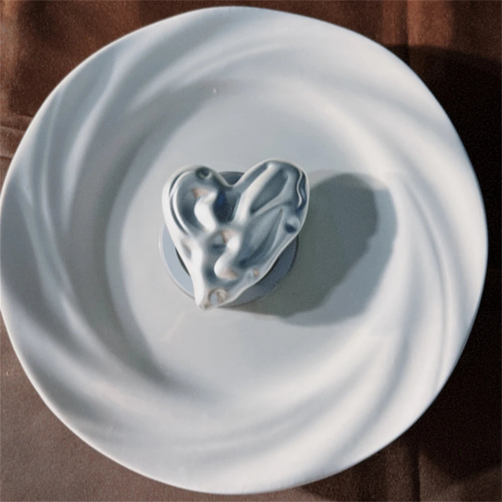 Pleated Silver Love Heart Mirror Magnetic Holder Griptok Phone Stand Holder Support For IPhone 17 16 For Pad Magsafe Smart Tok