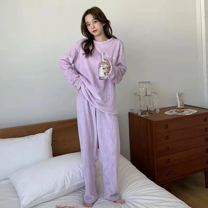 Autumn/Winter New Arrivals: Women's Warm Set Coral Fleece Pyjamas Thickened Thermal Striped Loungewear Set for Young Women