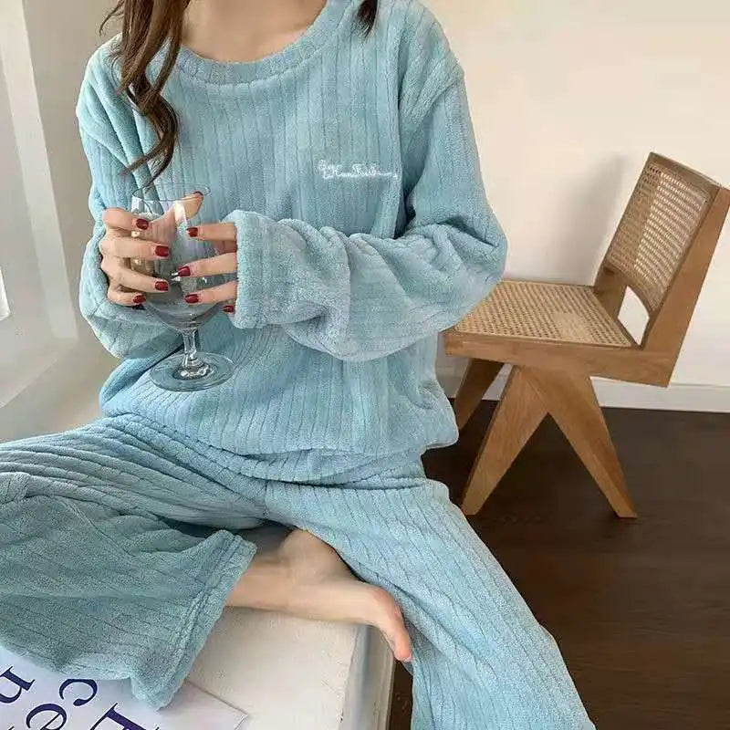 Autumn/Winter New Arrivals: Women's Warm Set Coral Fleece Pyjamas Thickened Thermal Striped Loungewear Set for Young Women